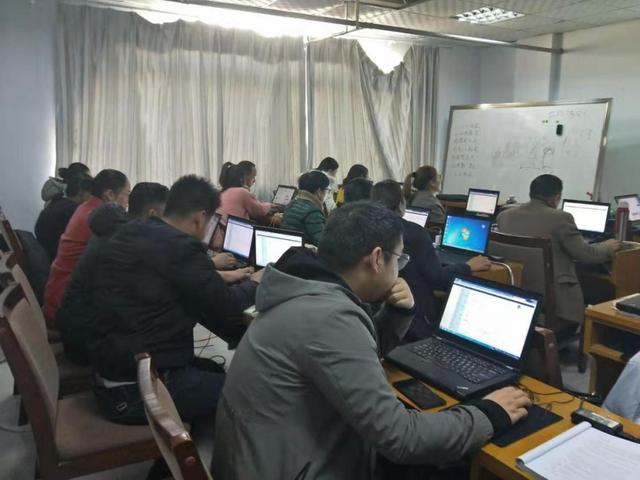 禹州这个培训班，完全免费——免费培训、免费发放教材、免费配备学具！