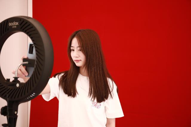 7月18日 福建首家华为授权体验店Plus（福州东街口）盛大开业