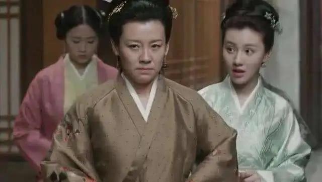 《隐秘的角落》两位宝藏女演员，周春红虽然厉害，王瑶却更不简单