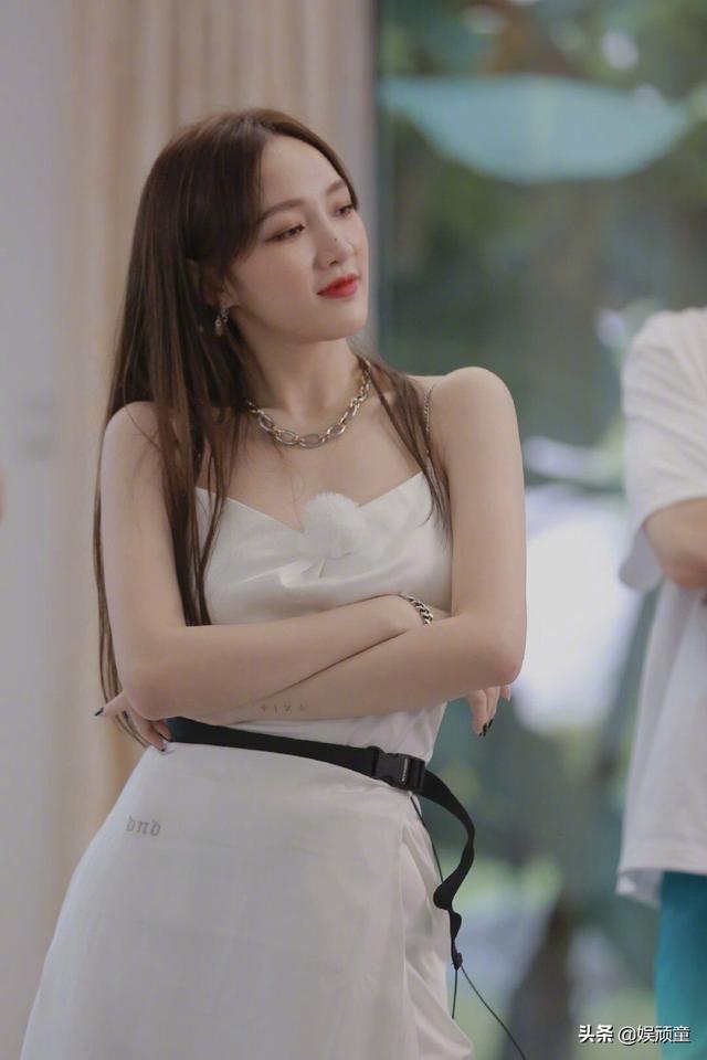 《姐姐》四分组公布，王丽坤淘汰后，宁静组迎最强补位，稳拿第一