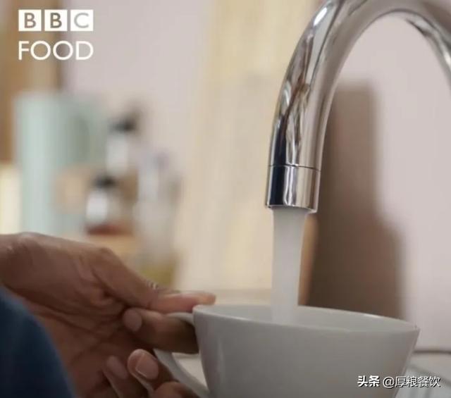 教程|BBC蛋炒饭教程气坏亚洲网友 简直是逼疯亚洲人最快的方式