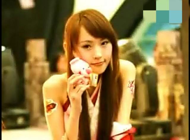 那些因为ChinaJoy而名噪一时的showgirl们，现在怎么