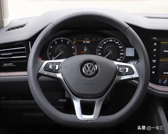 大众途锐新增3.0TSI锐享版，现在的它，还是那辆“低调”的旗舰吗