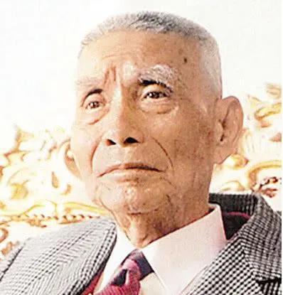 黑帮、赌王、美女、5000亿，一个犹太“渣男”留