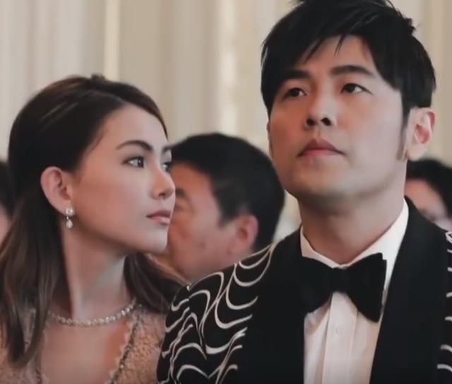吉娜郎朗婚礼太甜蜜，镜头一扫而过，周杰伦昆凌同框我没眼花吧？