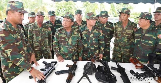 慧眼识货！老挝特种部队“亮剑”，装备两款先进轻武器，中国制造