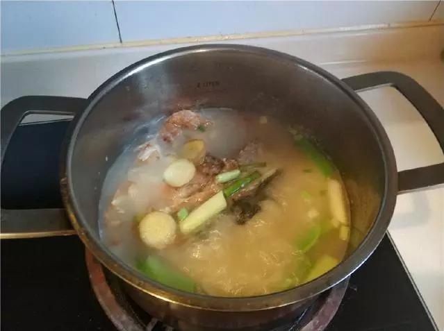 牛奶白的魚頭豆腐湯你學會了嗎