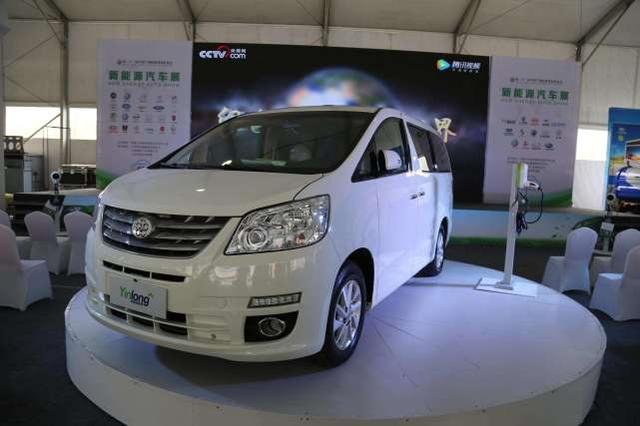 董明珠造车成功，一看新车造型，车友：这车贵在哪里？