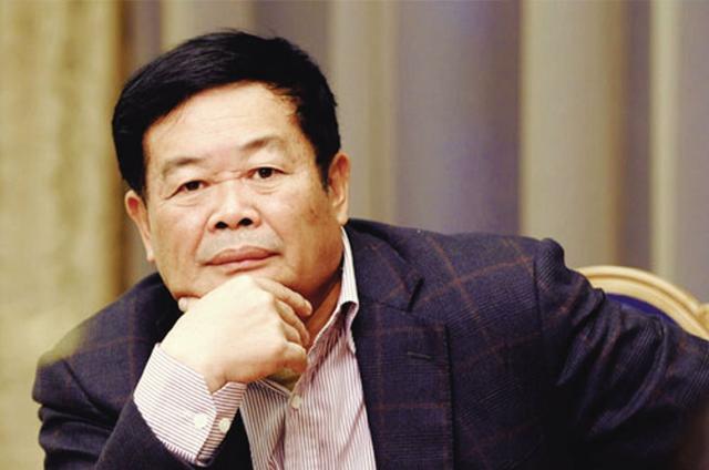 大灾大难前，曹德旺的反应，打脸所有要钱企业