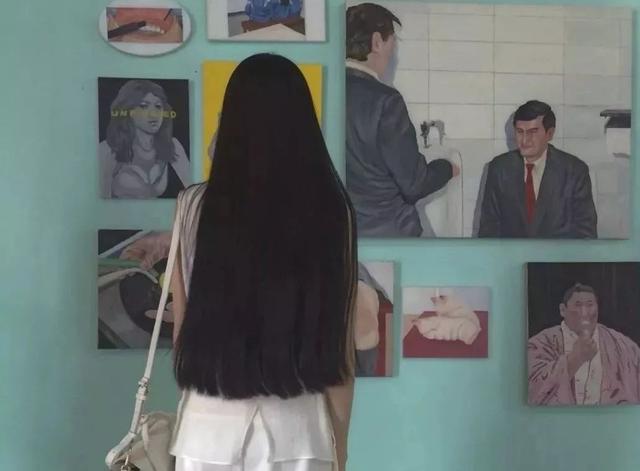 很多人的情绪不是一点就着，而是一触即溃，这