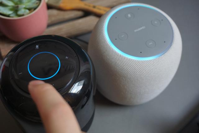 华为AI音箱2电池版：可无线移动的智能AI音箱