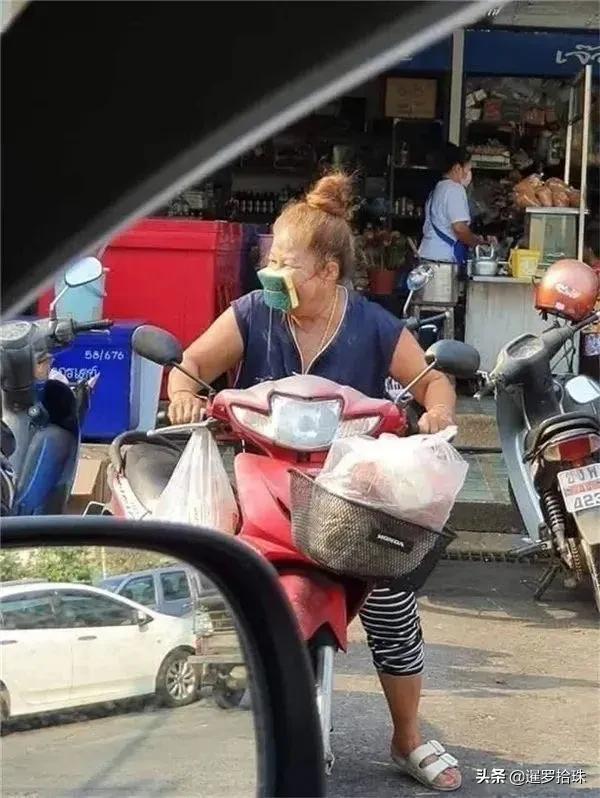 疫情下的泰国众生相：幽默天性，一览无余