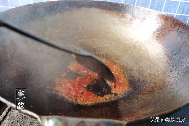 爱吃虾做不出好味道，按照这做法，让人胃口大开，连皮都吃掉