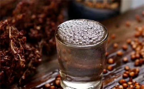 ���Ʋ��ã�ÿһ�������Ͼƶ����Ž��˵�������ԭ�ϵ��¶�