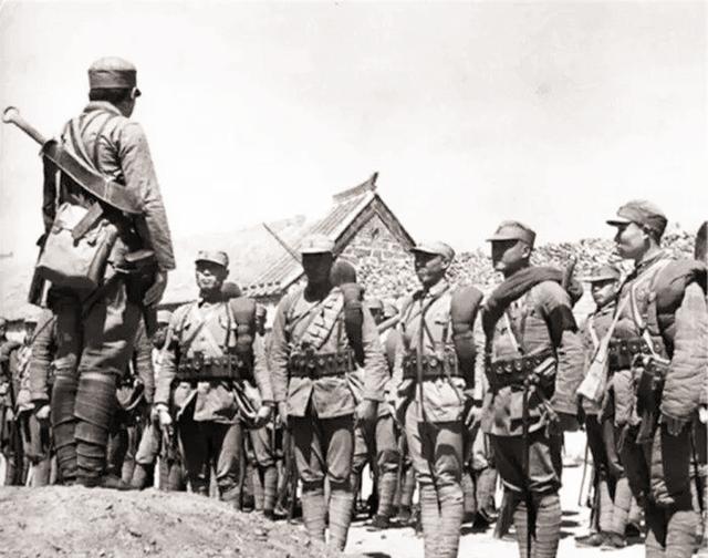 长官令其坚守待援，他最终投降日军，为何还能