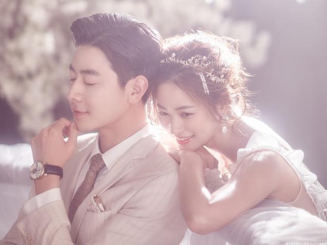 小三挺着怀孕闹婚礼，以为大着肚子没人敢动她