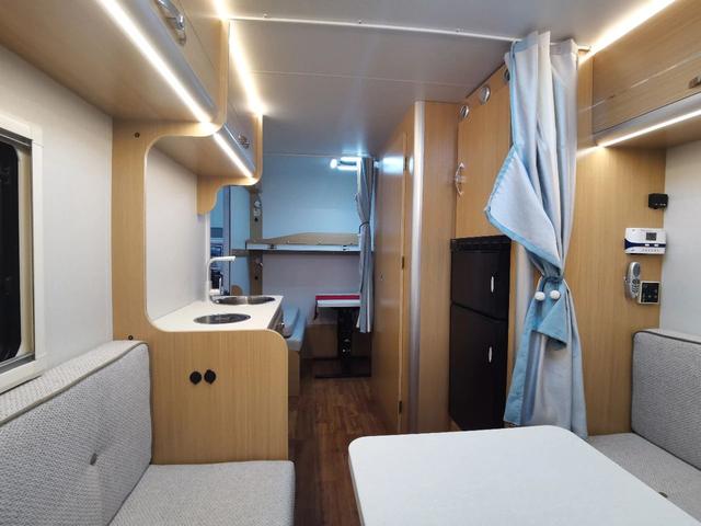 一款车型 两种布局 满足多样化需求 迷野480拖挂房车