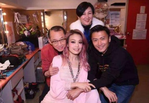 没有男人不好色！英皇老板杨受成自曝与女星的风流史，坦然的风流