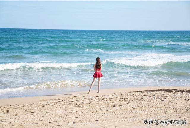 国内娱乐圈里这些美腿的姐姐们，你慕了吗？手