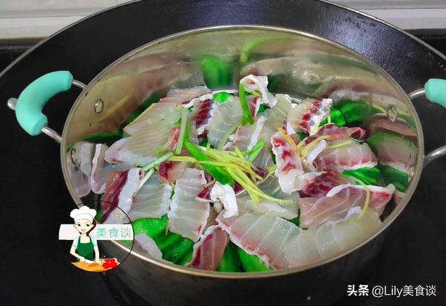 三伏天多吃蒸菜，这菜蒸一蒸，3分钟上桌，低脂营养高，清爽解暑