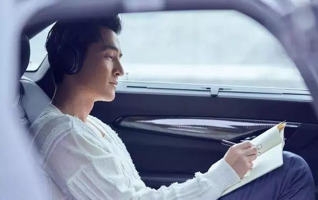 胡歌，再一次刷新了我们对他的认知