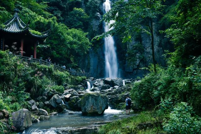 寧波避暑攻略，這個家門口的避暑度假勝地，私藏了25℃的夏天