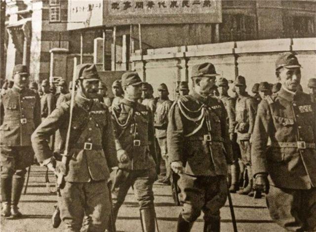 日本宣布投降后，长白山两万日军拒不投降，至