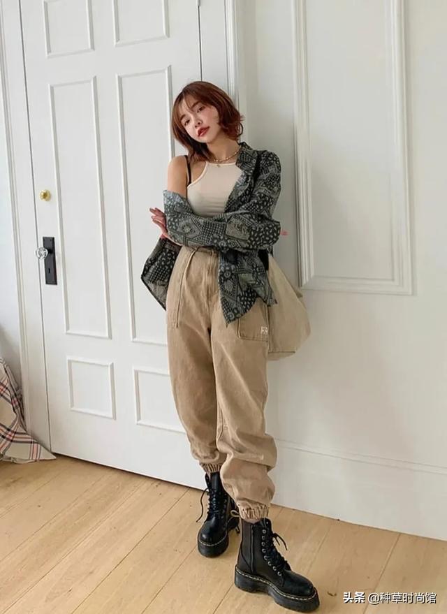 比“吊带”还撩的短上衣来了！男朋友都把持不