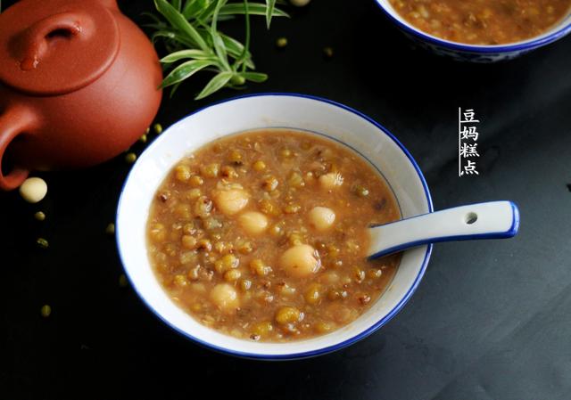 三伏天，绿豆和它才是绝配，常喝清心去火，睡眠更好