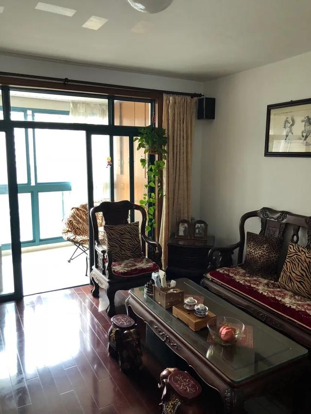 114㎡中西厨分离,全屋智能家居,孩子还能在客厅练车