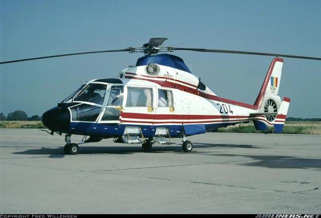 与直-9师出同门的美国海岸警卫队HH-65A救援直升机