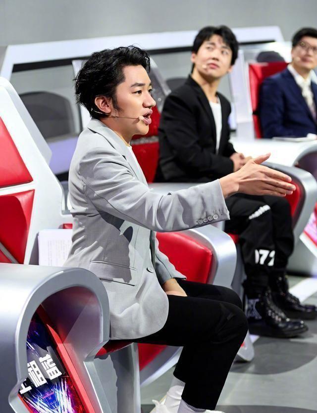 科学综艺娱乐化？《最强大脑》没请科学家，有争议的她却一直在