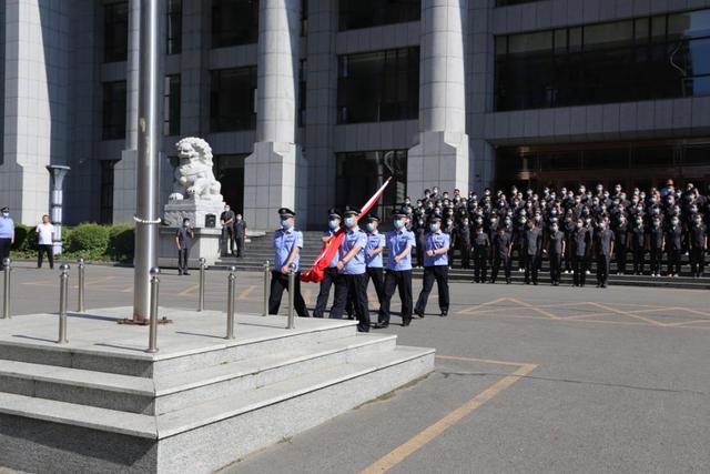 重温入党誓词，蛟河法院举行“庆七一”系列活动