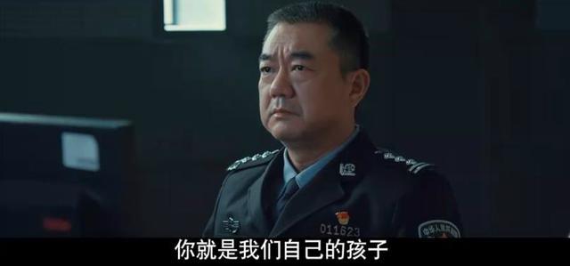 荧屏硬汉董勇，一心扑事业46岁结婚生女，对小9岁妻子一见钟情