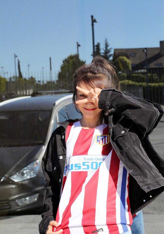 丁当的顽固 VS 吴昕的突破：乘风破浪综艺里追求的到底是什么？