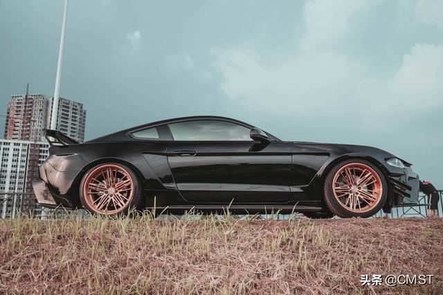 Mustanag身披CMST“宽体战衣”再战沙场