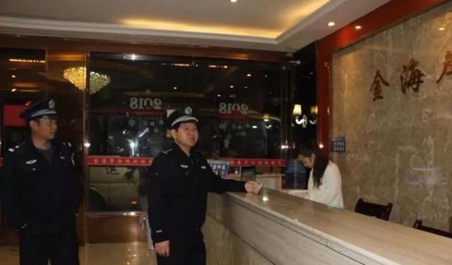 为什么中国经常扫黄，而其他国家却很少？看完