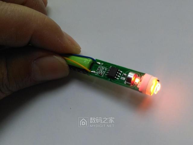 轻轻一吹即可点燃，现代火折子USB充电打火机拆