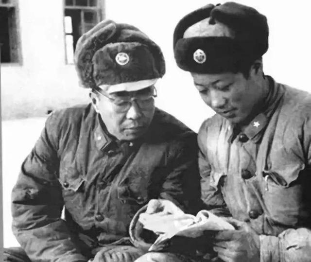 他是开国中将，一生共17次负重伤，中弹后竟然刮