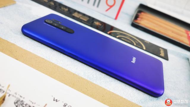 Redmi 9开箱体验图赏：藏于霓虹，绚烂星空！799元的高品质入门机