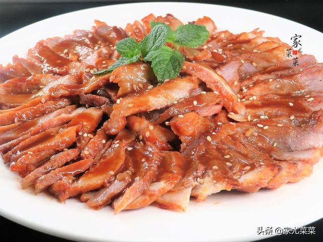 叉烧不用烤，不用卤，在家也能做香味四溢的效果，好吃不油腻