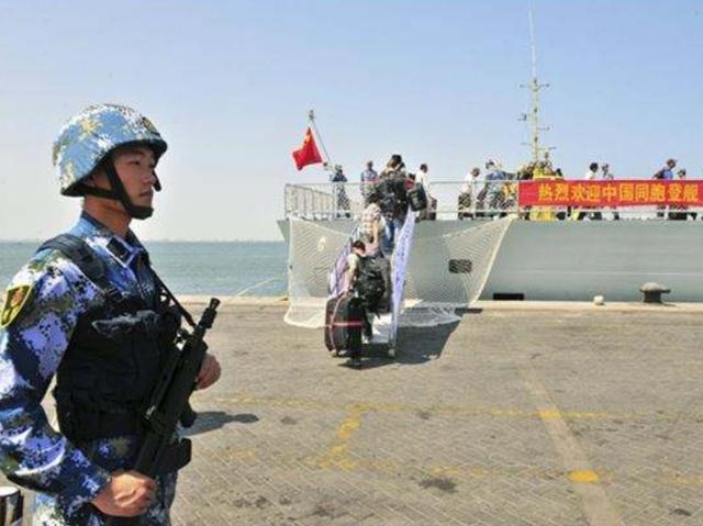 11国求助中国撤侨，唯独此国遭拒，只因17年前无