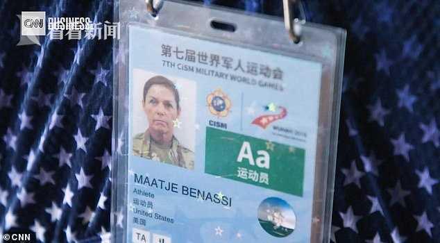 美国女军人卷入阴谋论中心 被指全球"零号病人"