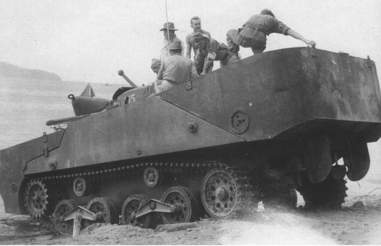 二战日本海军饱受争议的两栖装甲战车，特二式内火艇