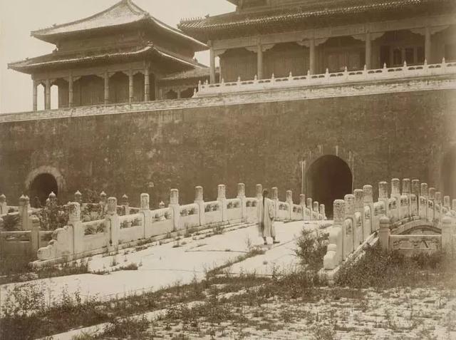 118年前老照片：八国联军进京，慈禧逃命，故宫成鬼城