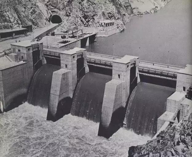 美苏入侵前繁荣的阿富汗