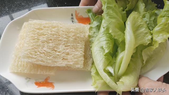 暑假超火爆的一款早餐，食材简单，几分钟出锅，一人吃一锅好美味