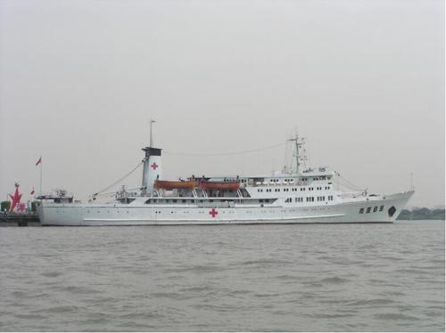 这艘海军舰艇平时的国际影响比航母还大，但没