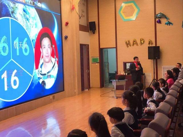 中国航天日｜在为上过天的英雄点赞时，这批特殊航天员也该被记住