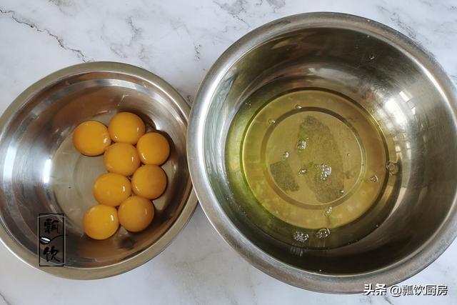 用普通面粉做蛋糕，掌握这几点，照样松软，不塌不成饼，一做成功